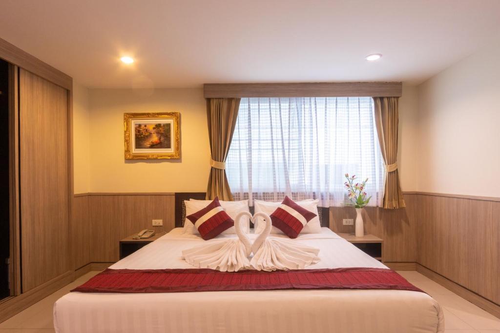 Grand Deluxe Double or Twin Room